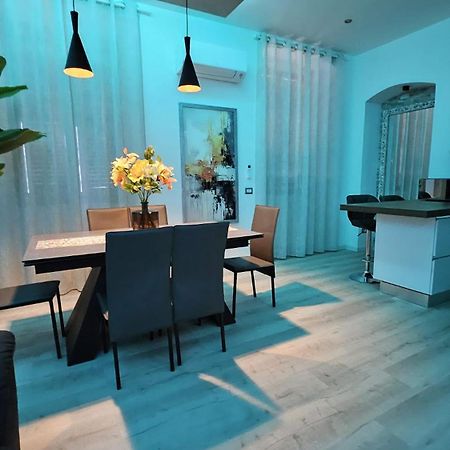 Vanity House Специя Экстерьер фото
