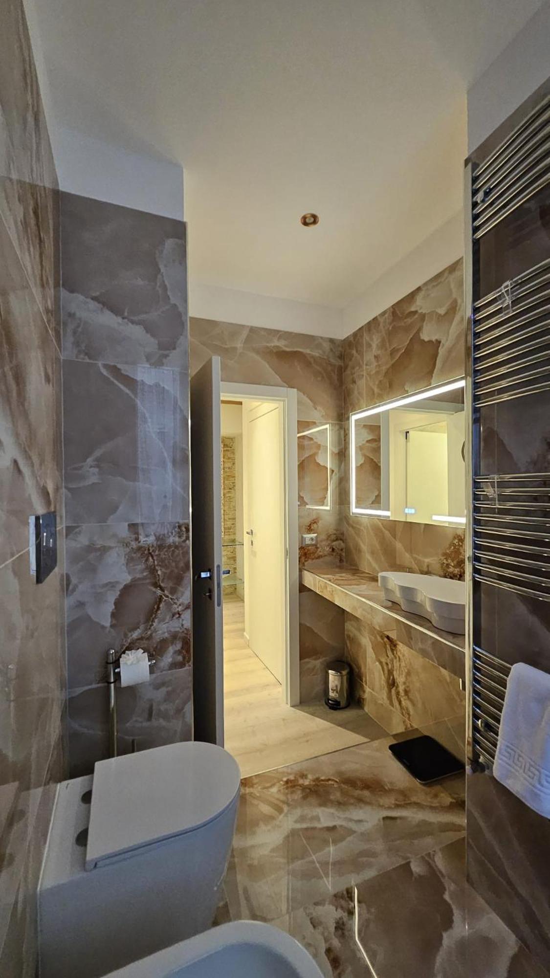 Vanity House Специя Экстерьер фото